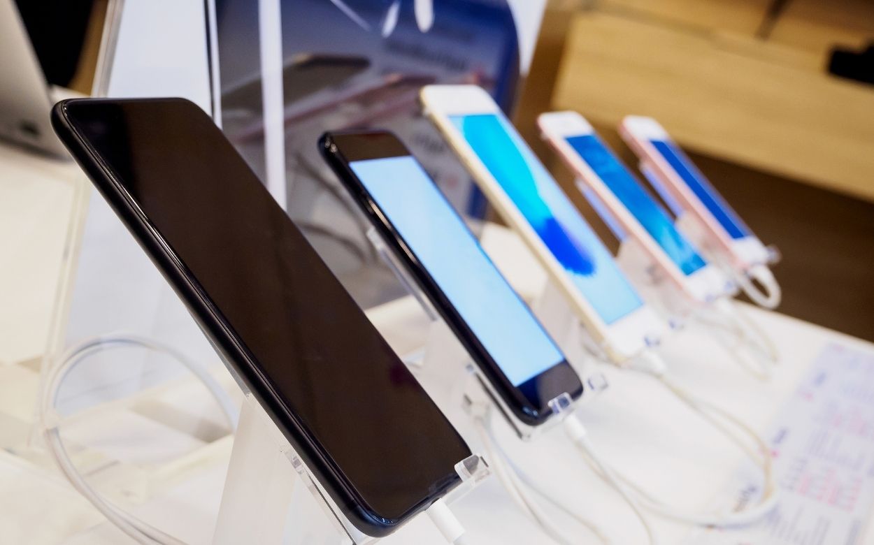 Wholesale R2v3 Certified Mobile Devices